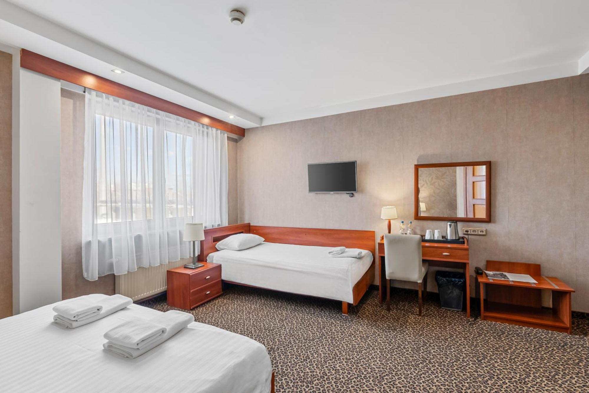 Hotel Diament Vacanza Katowice - Siemianowice Siemianowice Śląskie المظهر الخارجي الصورة